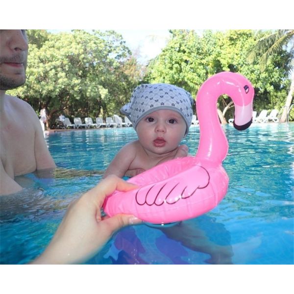 Flamingo na napuhavanje za piće