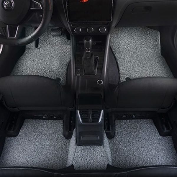 Gumirani DELUXE univerzalni tepih za automobil