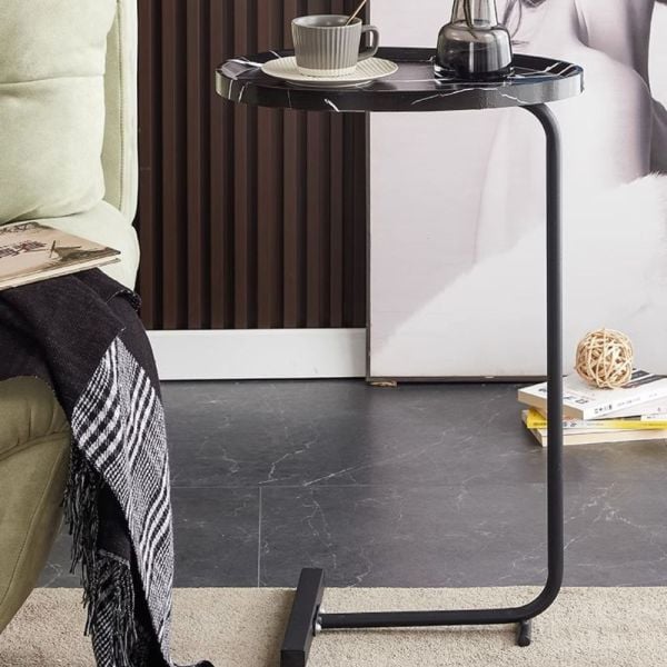 Eleganten leseni stranski stol