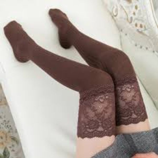 Pletene čarape natkoljenke sa čipkastim rubom - najnoviji model