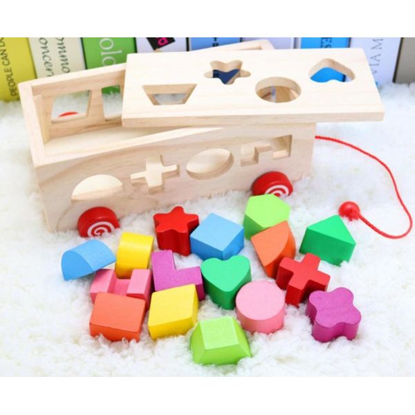 Drvena igračka vozilo - kutija s oblicima, umetaljka